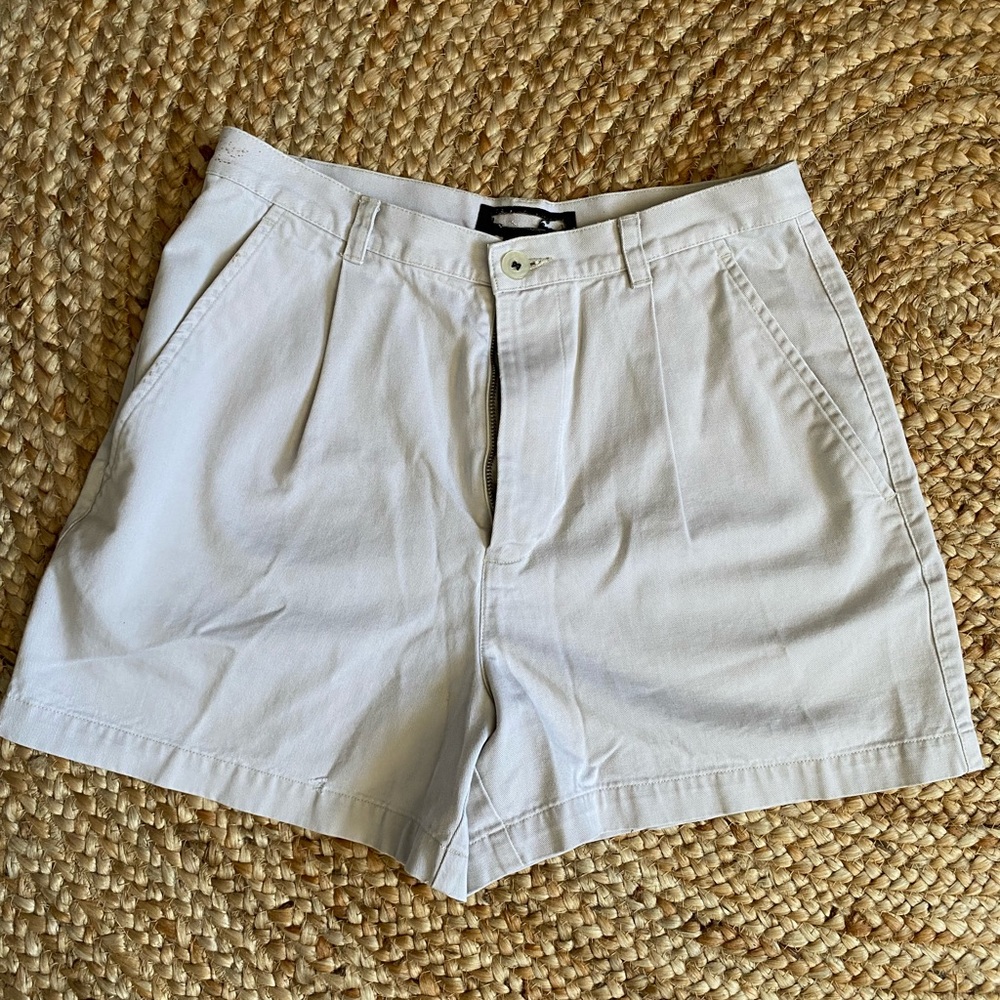 pleated khaki shorts